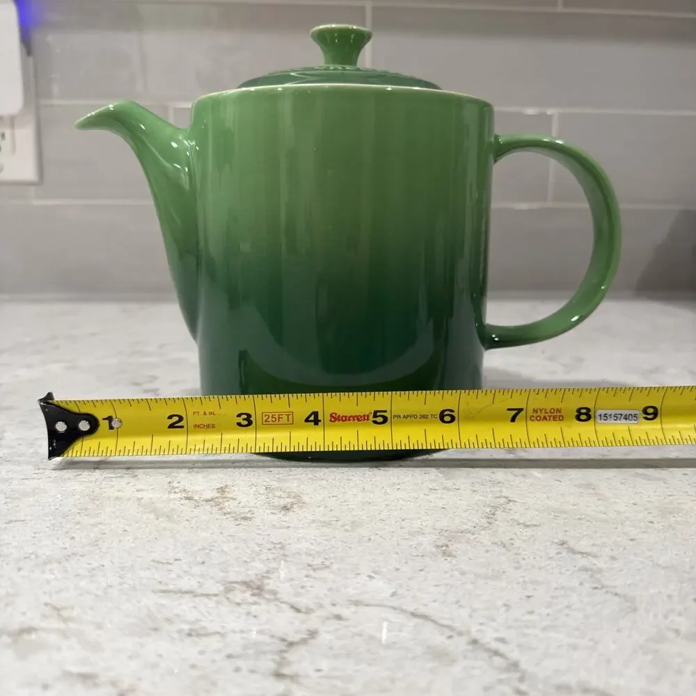 Le Creuset Medium Grand Teapot 1.3L 1.4QT BAMBOO Green Stoneware Glazed NEW